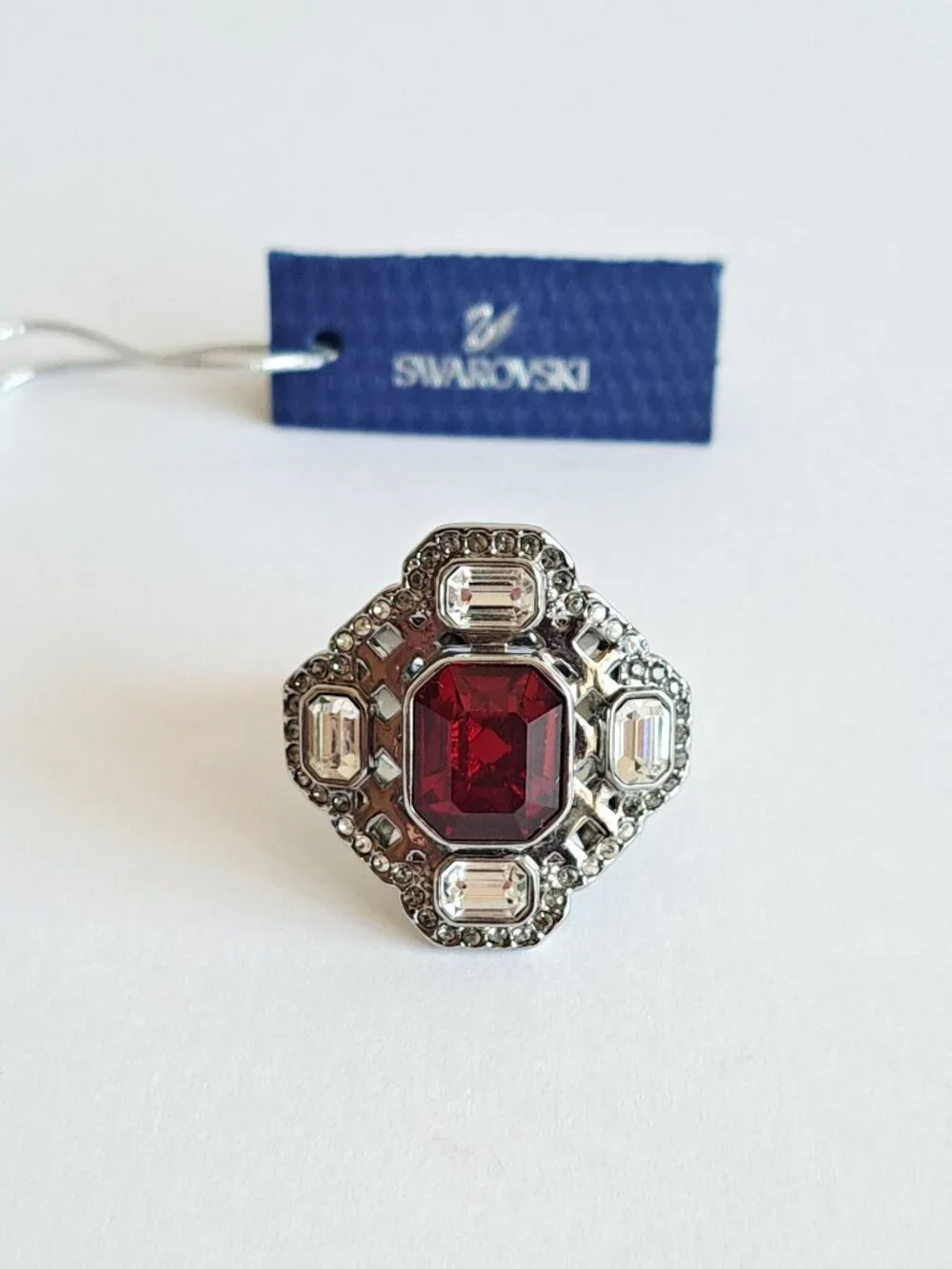 NEW Vintage Swarovski Sheila Ruby Red Ring Signed Size 6.5 - Picture 1 of 14